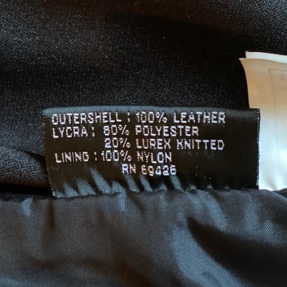 Maxima Wilson's Leather Vest - Picture 4 of 4